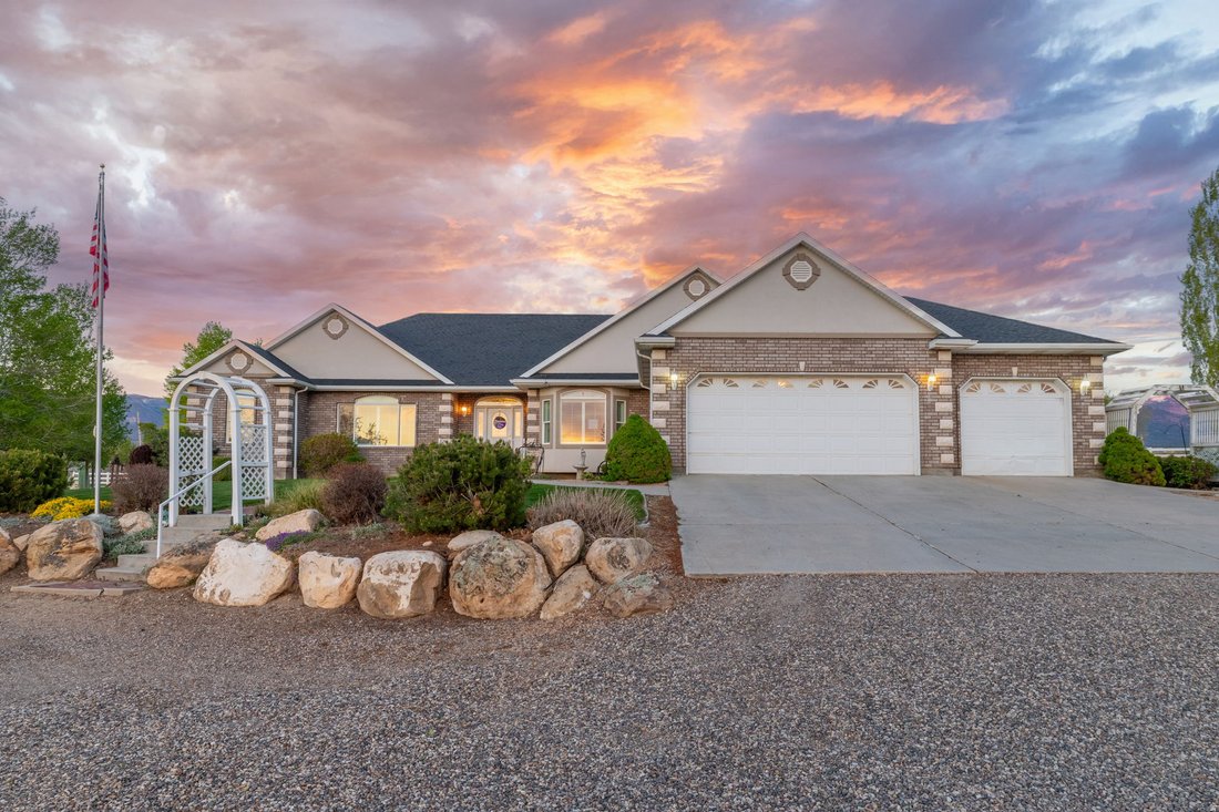 House in Mount Pleasant, Utah, United States 3 - 17987514