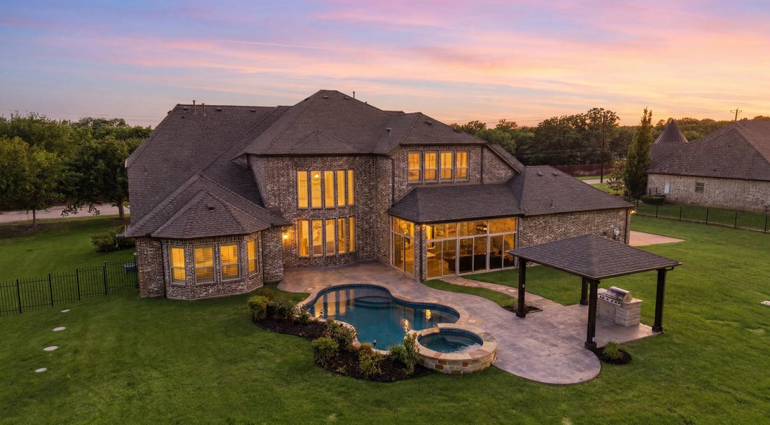 House in Lewisville, Texas, United States 2 - 17985677