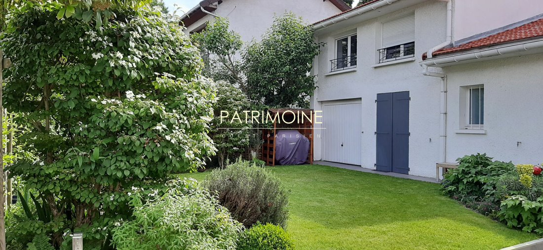 Villa in Suresnes, Ile-de-France, France 1 - 17173716