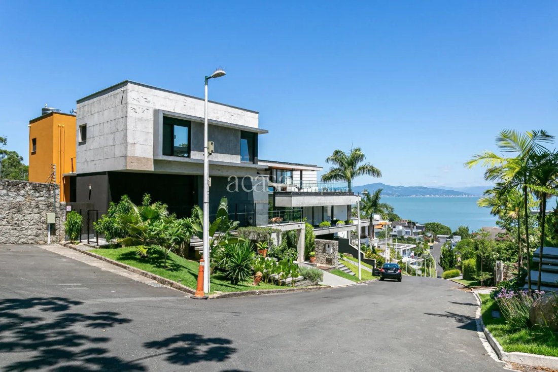 Condo in Florianópolis, State of Santa Catarina, Brazil 2 - 17984508