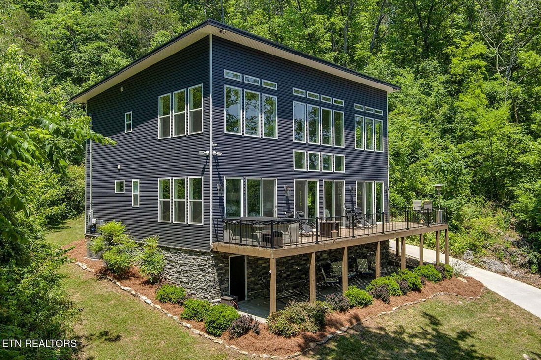 House in Harriman, Tennessee, United States 4 - 17955225