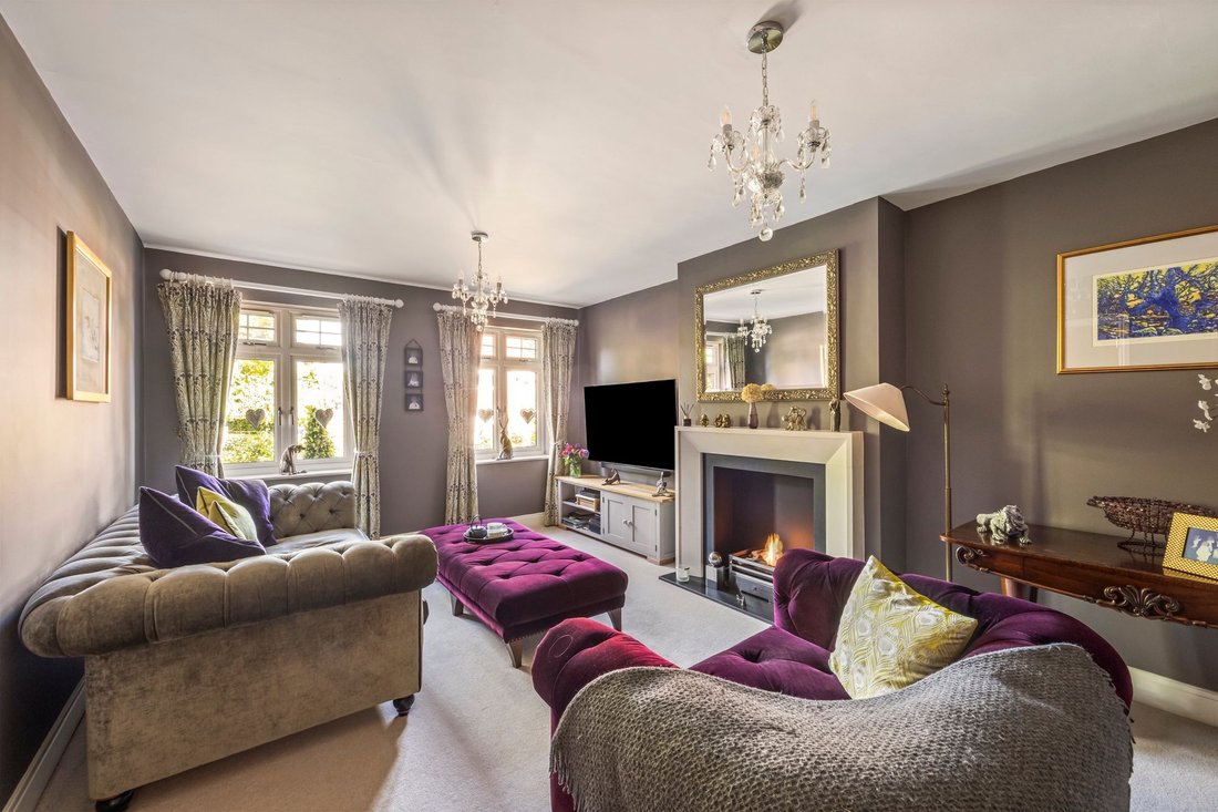 House in Borde Hill, Bolney, England 3 - 17985802