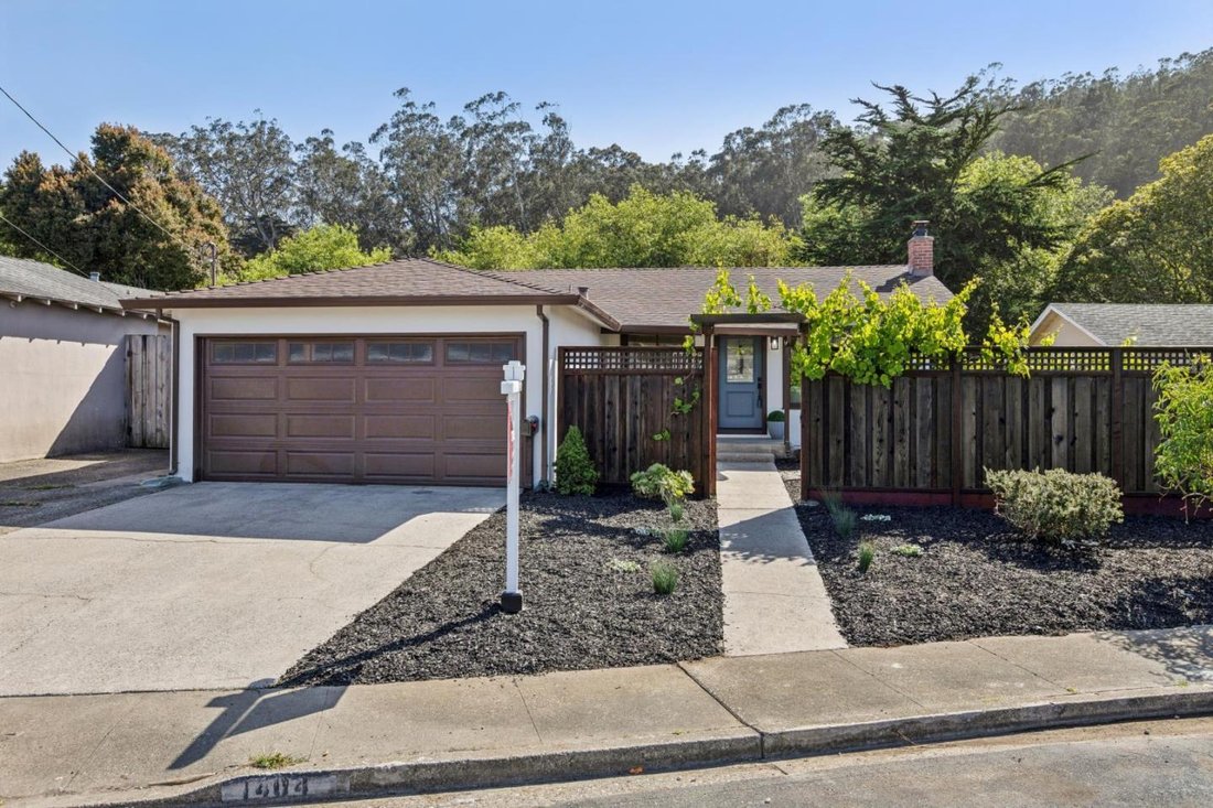 House in Pacifica, California, United States 1 - 17988714