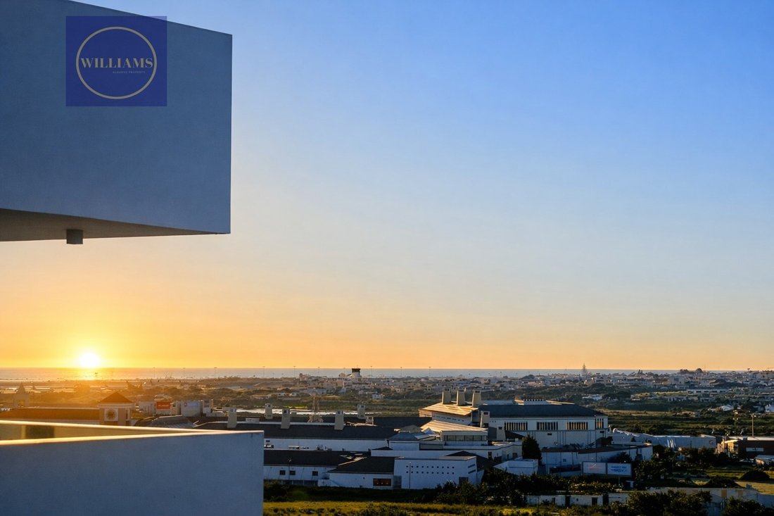 Apartment in Faro (Se e Sao Pedro), Algarve, Portugal 1 - 17991827