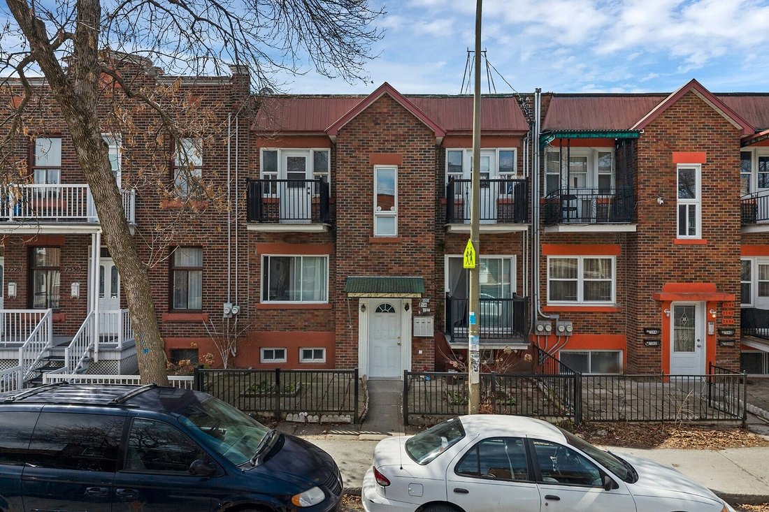 House in Montréal, Quebec, Canada 4 - 17991857