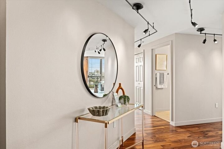 Condo in Bellevue, Washington, United States 2 - 17990788