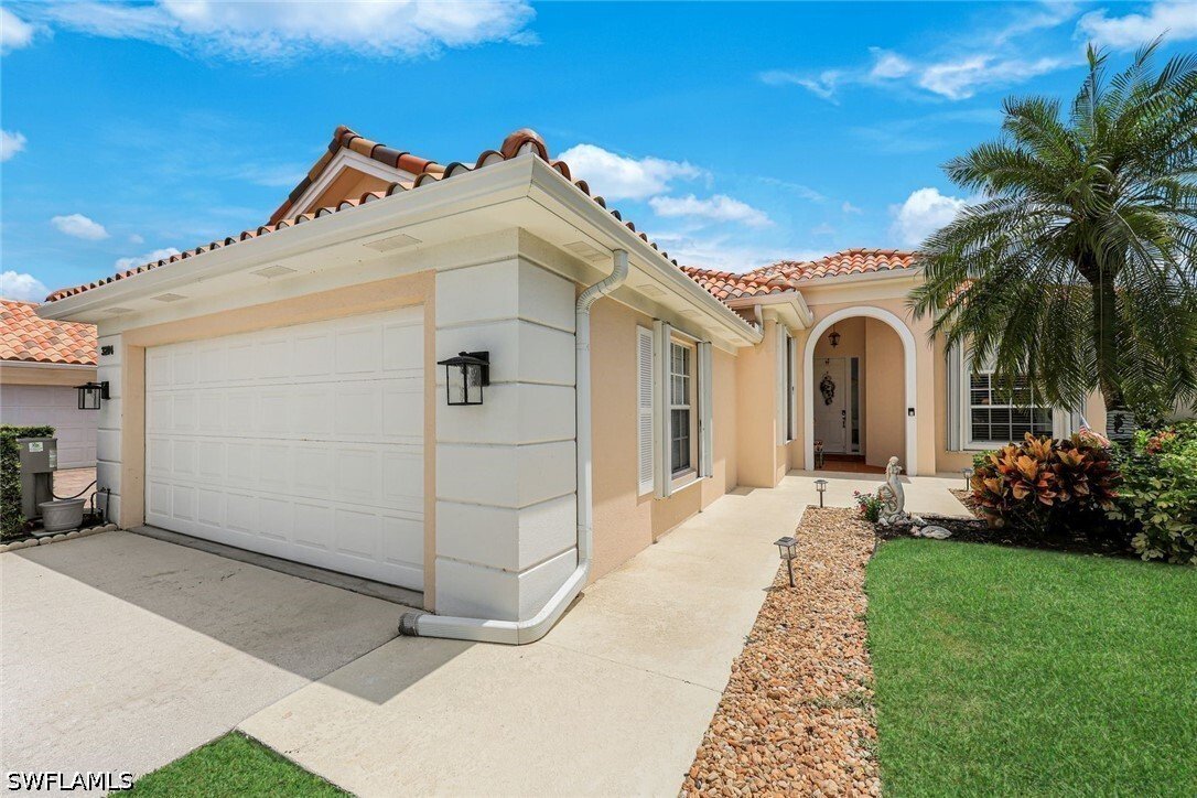 House in Naples, Florida, United States 4 - 17987581