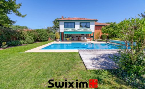 House in Ludon-Medoc, Nouvelle-Aquitaine, France 1
