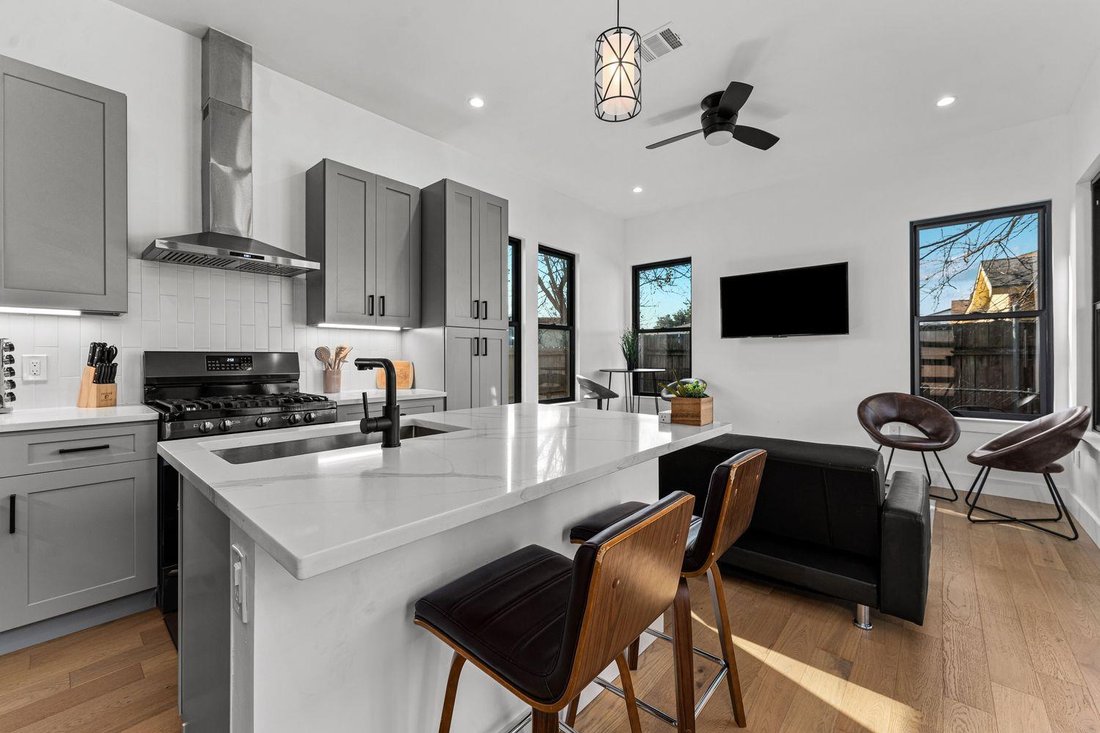 Condo in Austin, Texas, United States 5 - 17988435