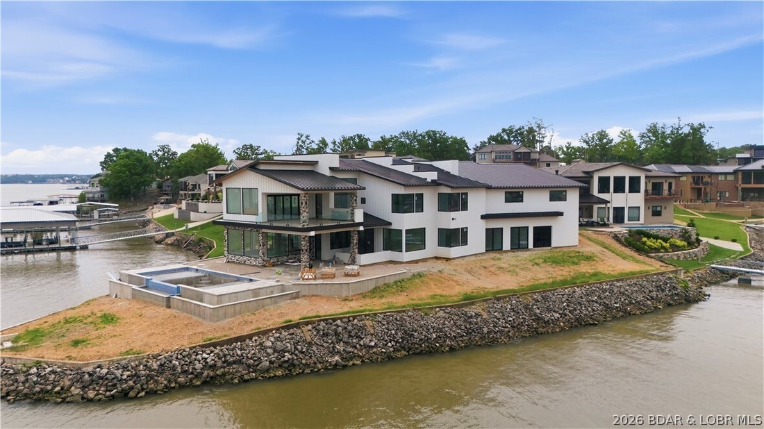 House in Osage Beach, Missouri, United States 1 - 17988090