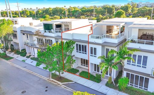 Townhouse in Doral, Florida, United States 1