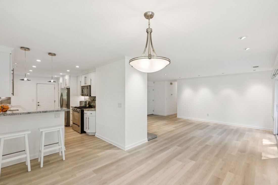 House in Petaluma, California, United States 4 - 17986847