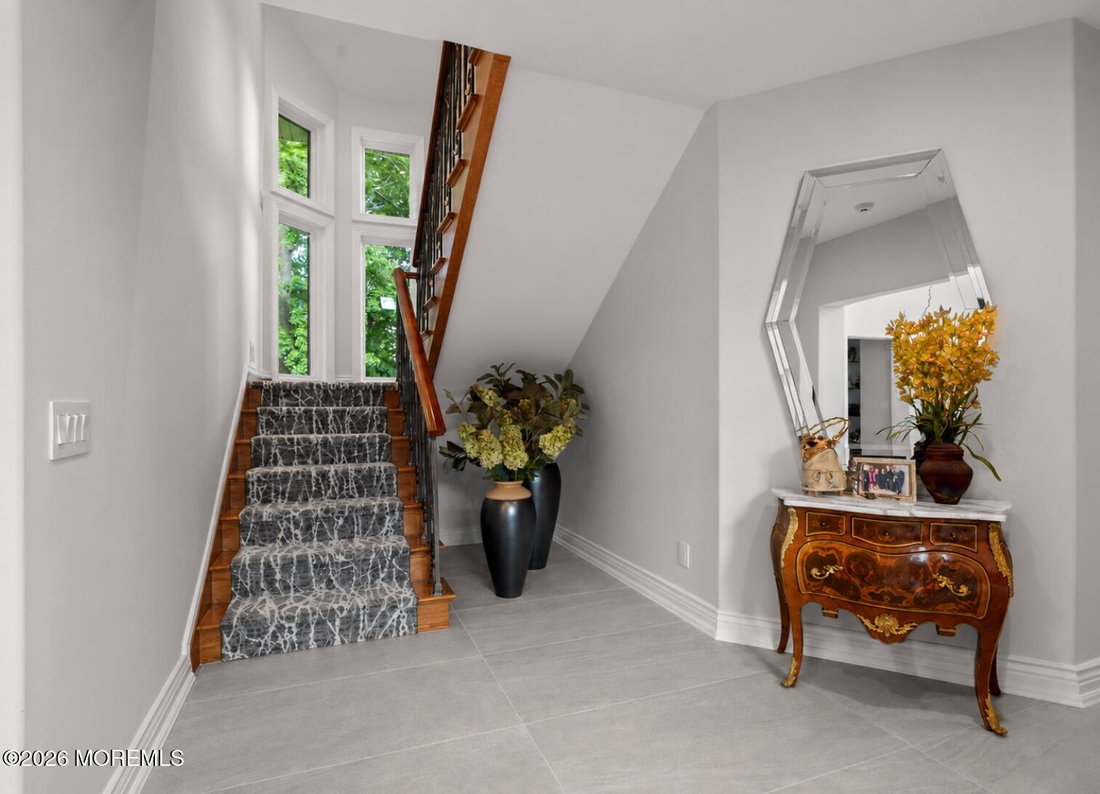 House in Oakhurst, New Jersey, United States 4 - 17997149