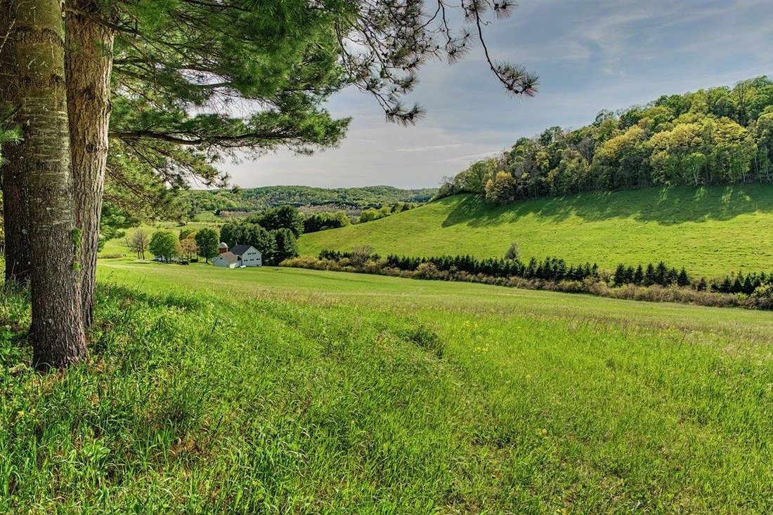 House in Richland Center, Wisconsin, United States 5 - 17984845