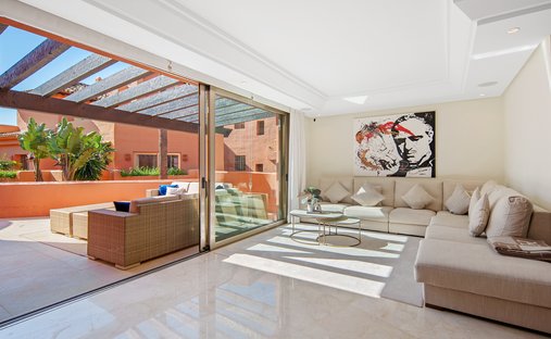 Apartment in Marbella, Andalusia, Spain 1