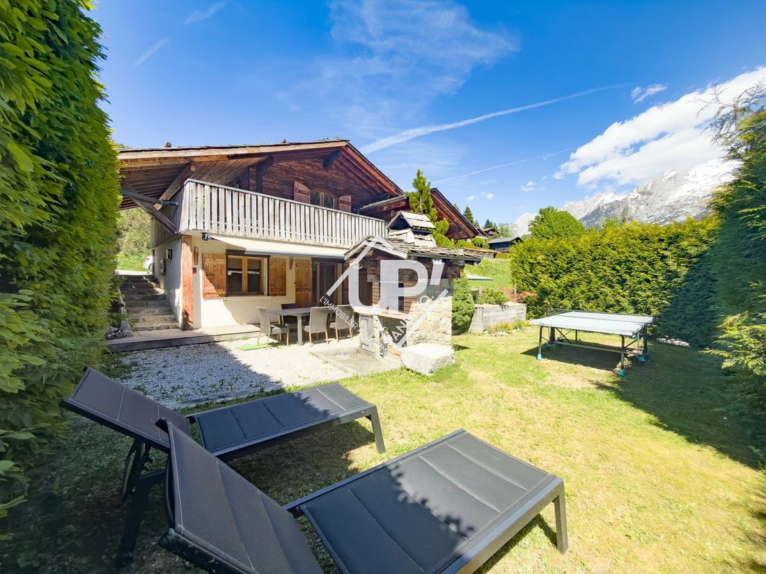 Chalet in La Clusaz, Auvergne-Rhone-Alpen, Frankreich 1 - 16630166