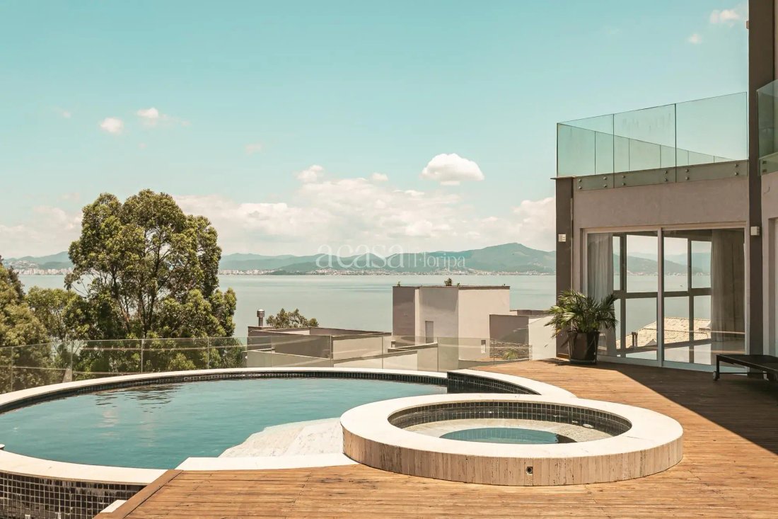 Condo in Florianópolis, State of Santa Catarina, Brazil 1 - 17985836