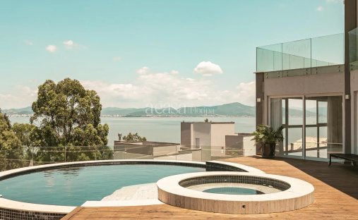 Condo in Florianópolis, State of Santa Catarina, Brazil 1