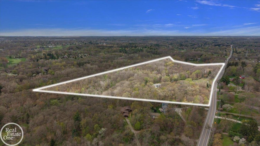 Land in Rochester Hills, Michigan, United States 1 - 17995532