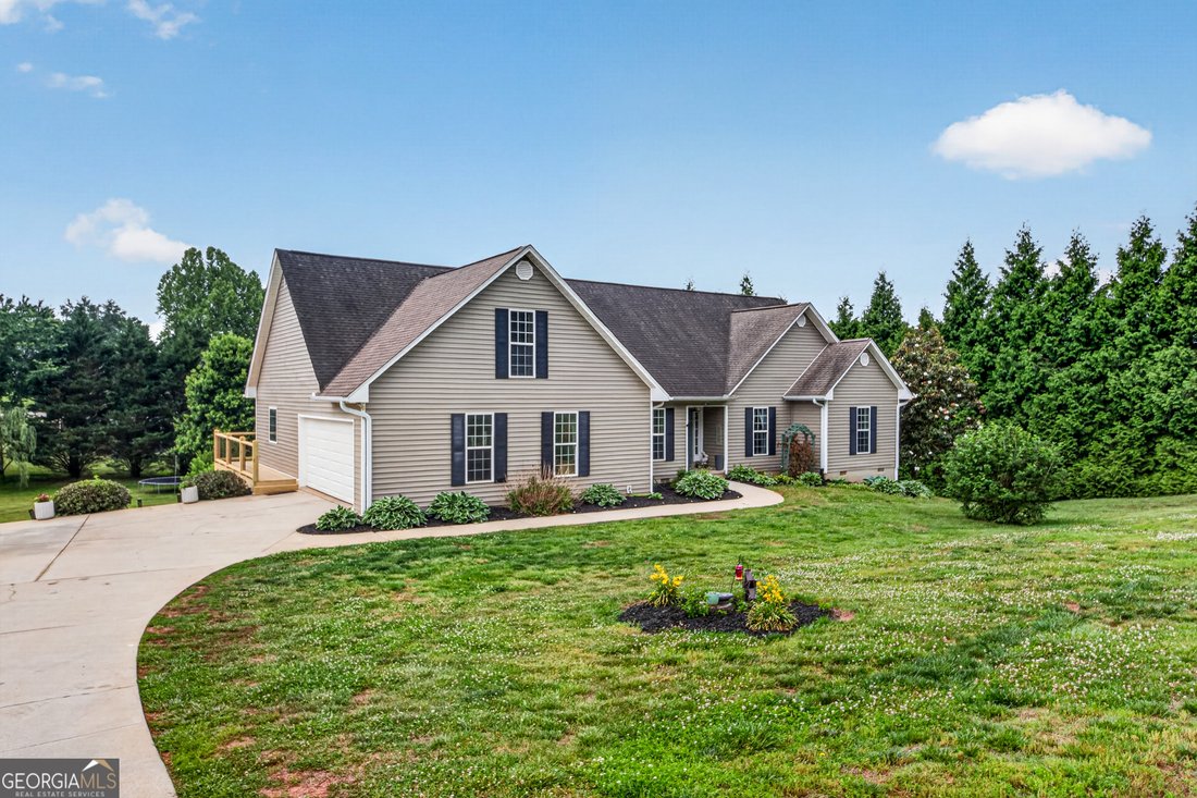 House in Clarkesville, Georgia, United States 2 - 17984773