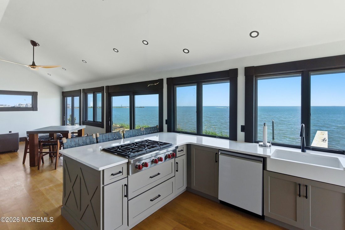 House in Little Egg Harbor Township, New Jersey, United States 4 - 17984005