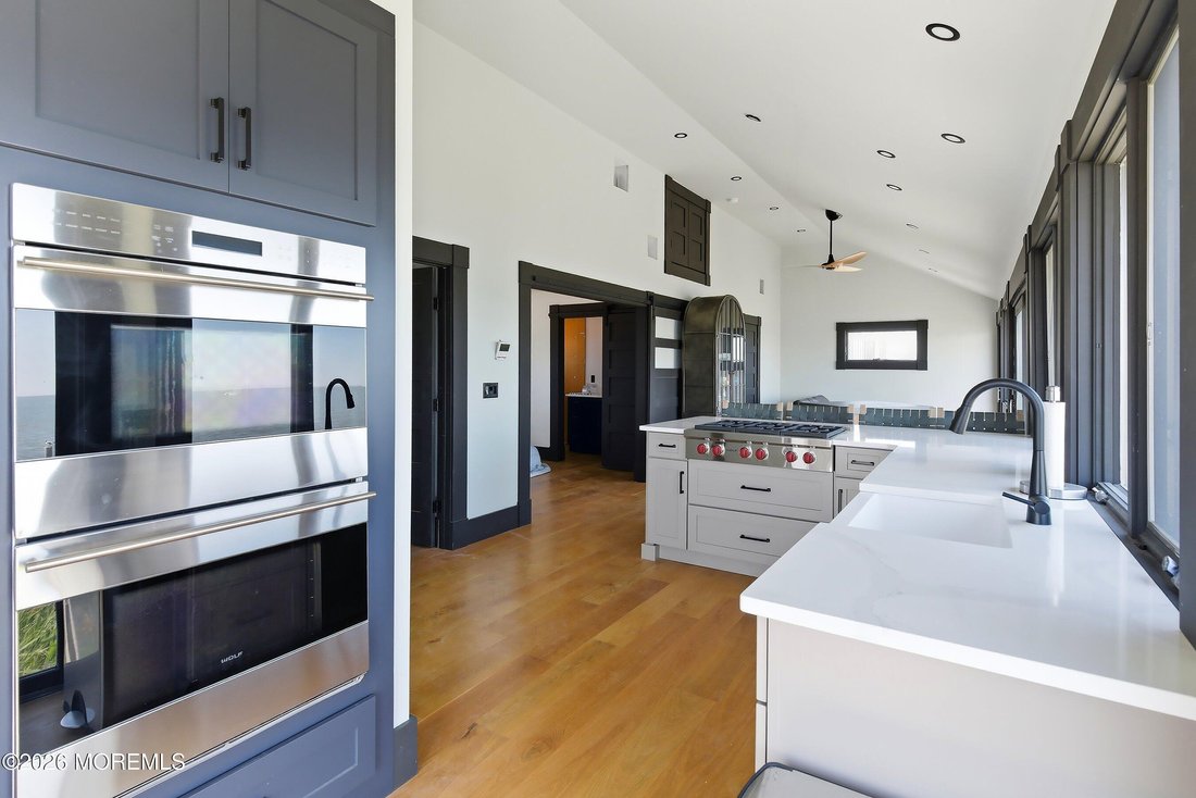House in Little Egg Harbor Township, New Jersey, United States 1 - 17984005