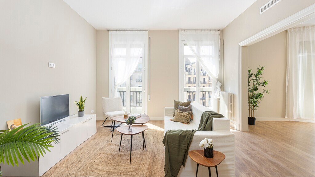 Apartment in Sarrià-Sant Gervasi, Barcelona, Spain 1 - 17987422
