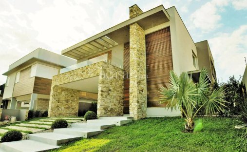 House in Florianópolis, State of Santa Catarina, Brazil 1