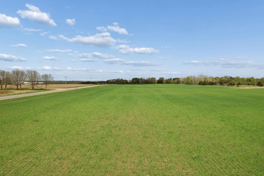Farm Ranch in Jordan, Minnesota, United States 4 - 17986737