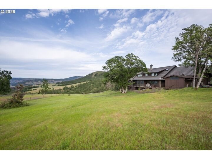 House in Mosier, Oregon, United States 1 - 17990693