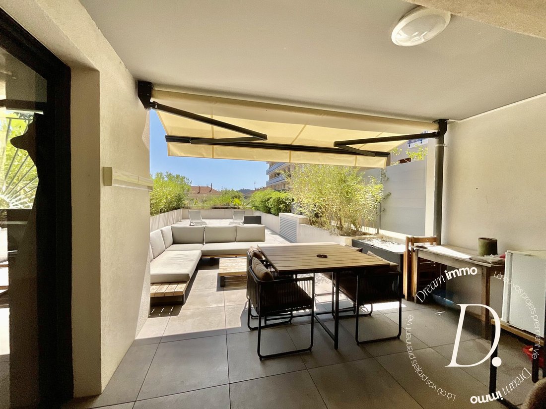 Apartment in Hyeres, Provence-Alpes-Côte d'Azur, France 1 - 17776409