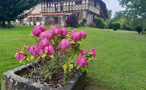 Villa in Arrondissement of Bourg-en-Bresse, Auvergne-Rhône-Alpes, France 1