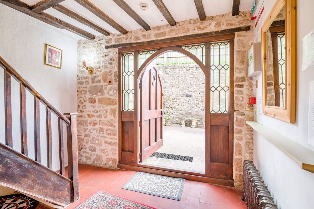 House in Caldicot, Wales 2 - 17991173
