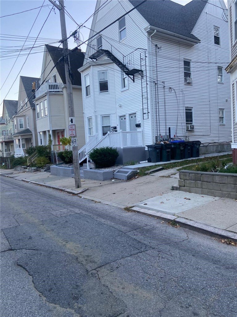 Providence, Rhode Island, United States 4 - 17990944