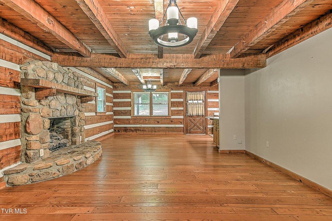 House in Greeneville, Tennessee, United States 4 - 17992228