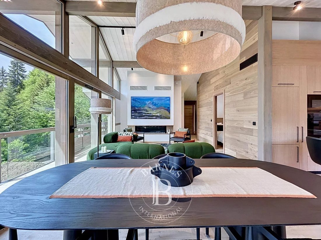 Chalet in Les Gets, Auvergne-Rhône-Alpes, France 5 - 17985996