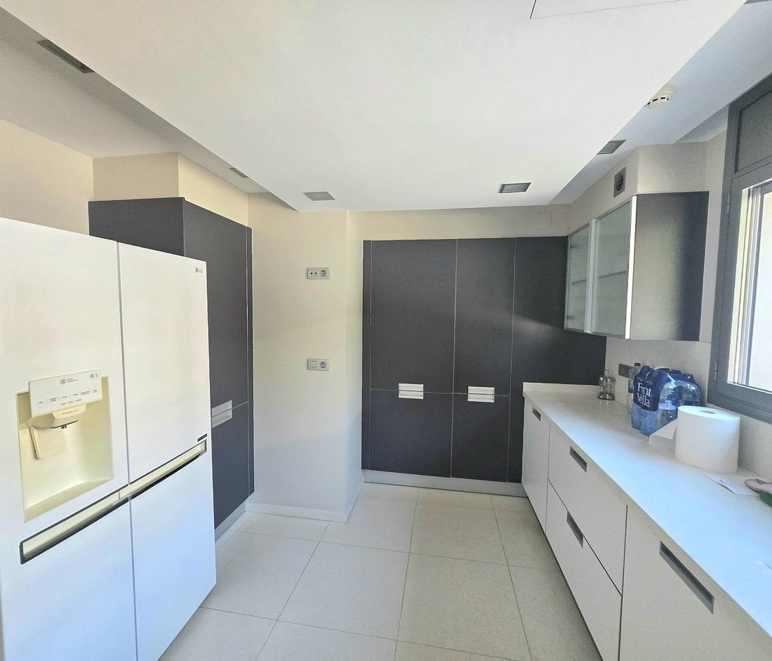 Apartment in Escaldes-Engordany, Escaldes-Engordany, Andorra 5 - 17987742