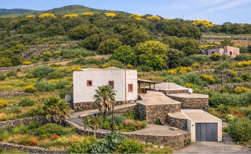 Anwesen in Pantelleria, Sizilien, Italien 1