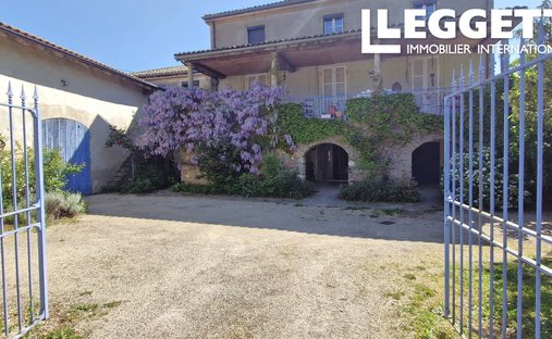 Casa a Davayé, Borgogna-Franca Contea, Francia 1