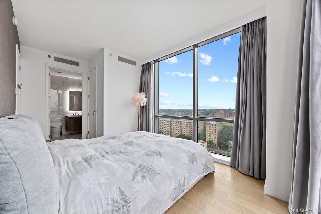 Condo in New York, New York, United States 3 - 17953797