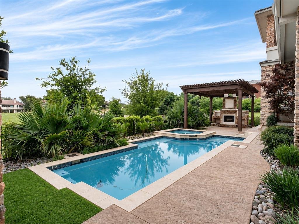 House in Irving, Texas, United States 2 - 17985430