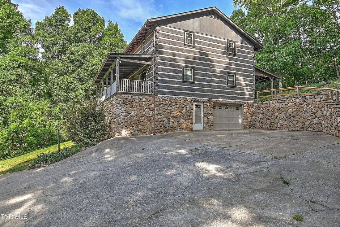 House in Greeneville, Tennessee, United States 2 - 17992228
