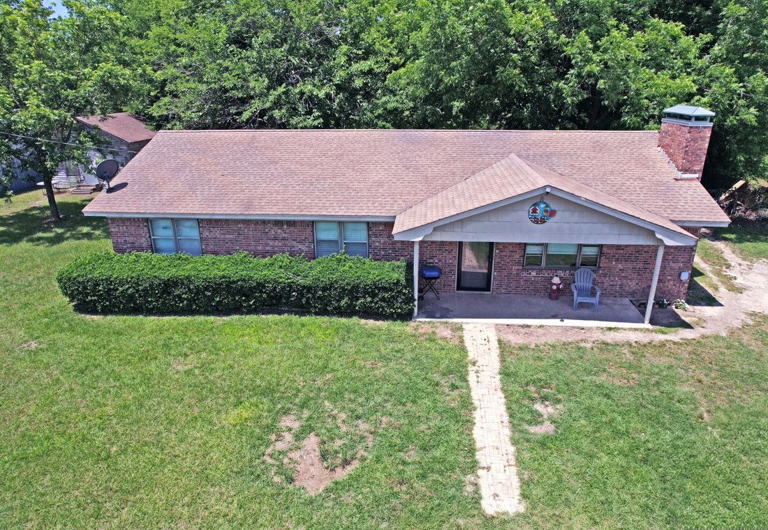 Farm Ranch in Scroggins, Texas, United States 4 - 17992810