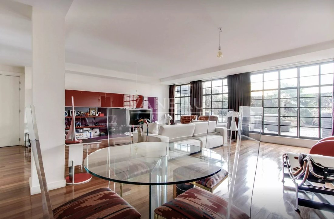 Apartment in Hoche-Friedland, Paris 8e Arrondissement, Paris 4 - 17373412