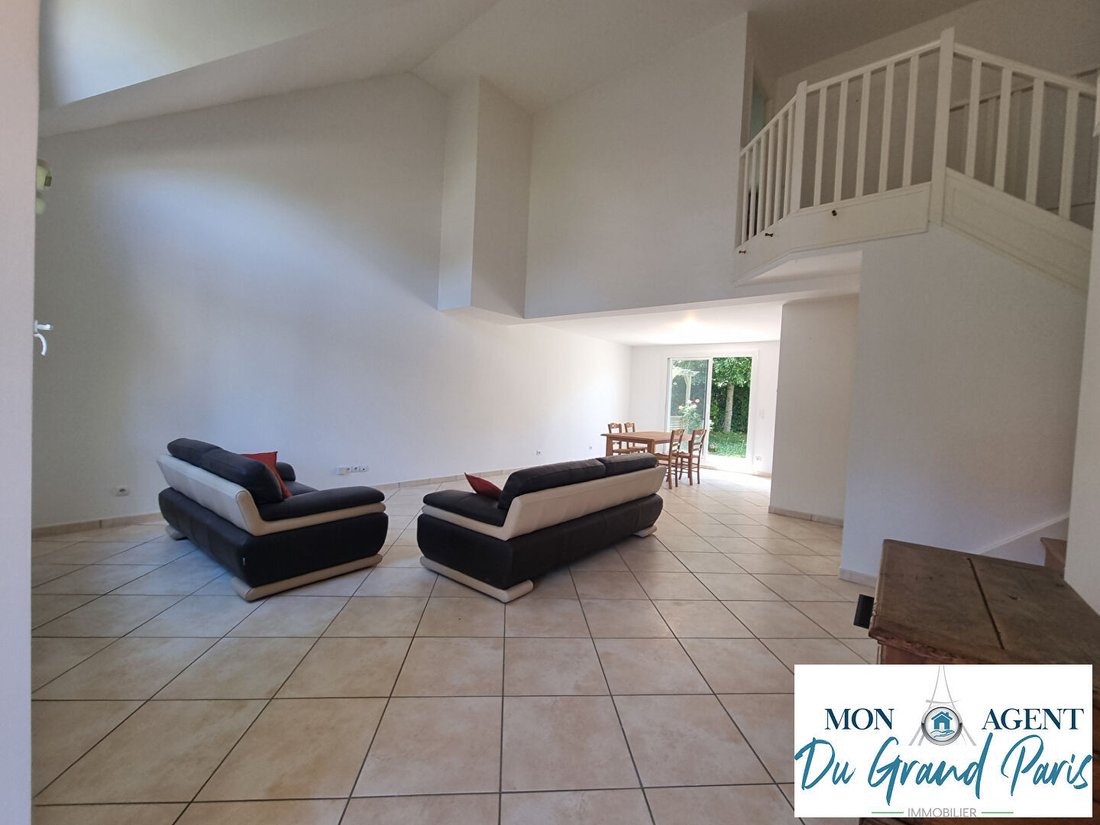 Villa in Toussus-le-Noble, Ile-de-France, France 4 - 17986708