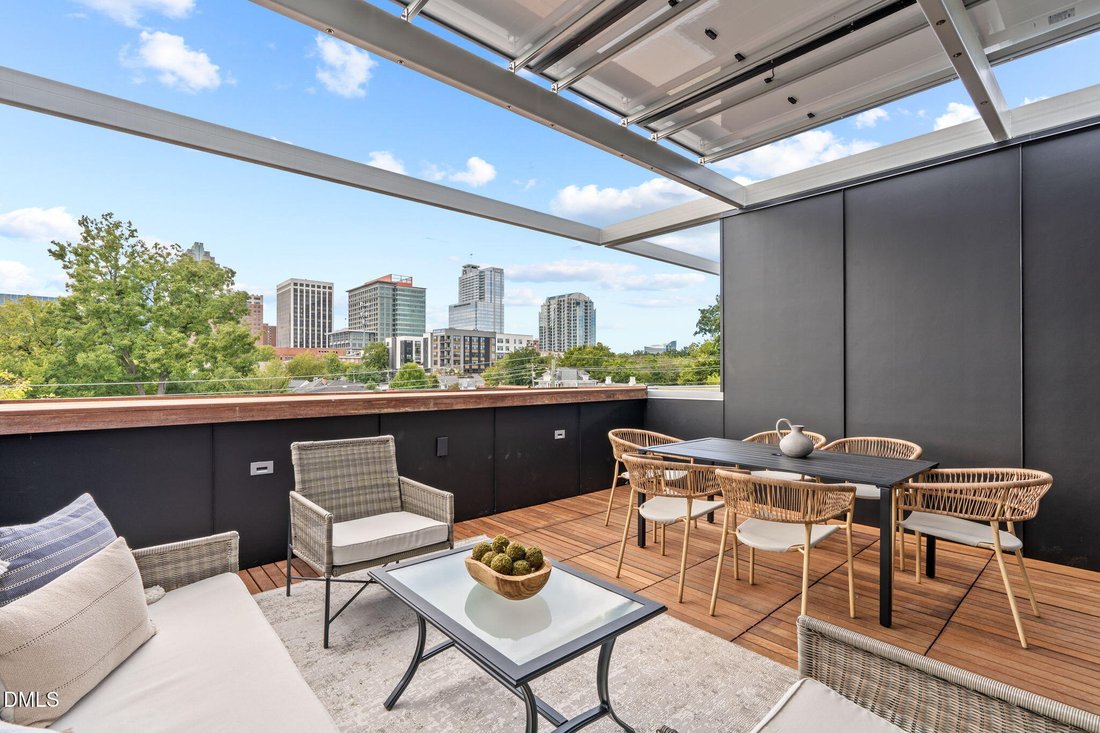 Townhouse in Raleigh, North Carolina, United States 4 - 17988365