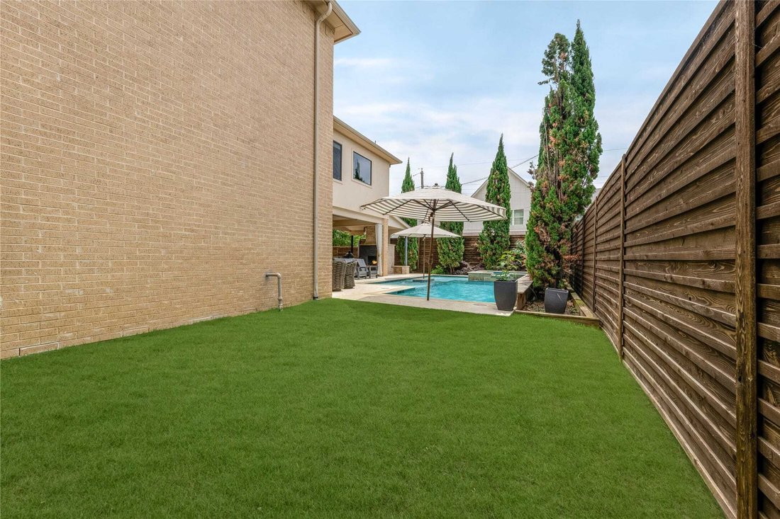 House in Dallas, Texas, United States 3 - 17990199