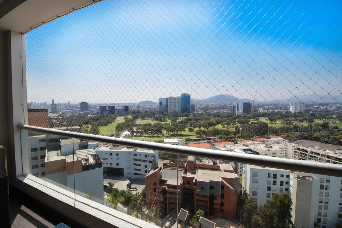 Apartment in Santiago de Surco, Metropolitan Municipality of Lima, Peru 2 - 17985673