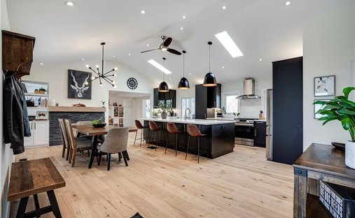 House in Hamilton, Ontario, Canada 1