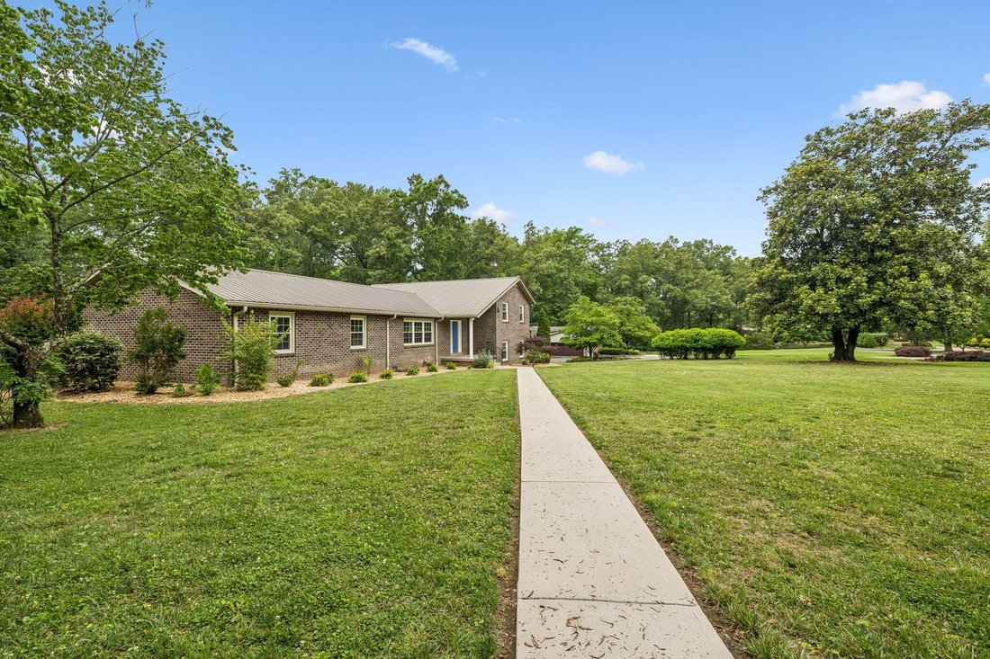 House in Tullahoma, Tennessee, United States 4 - 17987940